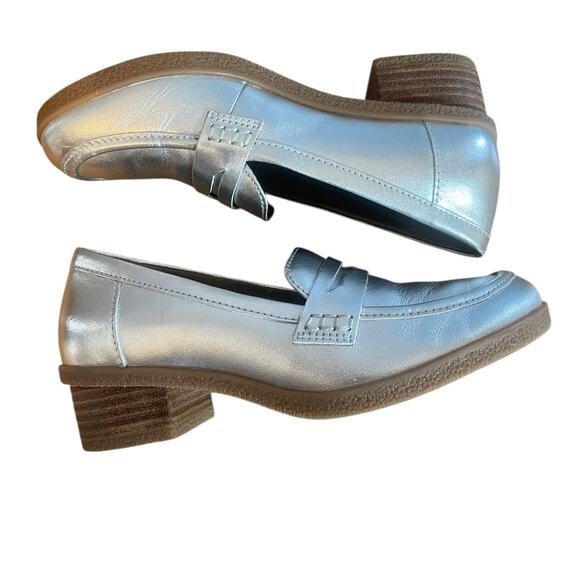 Dansko Danica Silver Leather Slip On Chunky Penny Loafer Size 6/36 - Picture 4 of 11